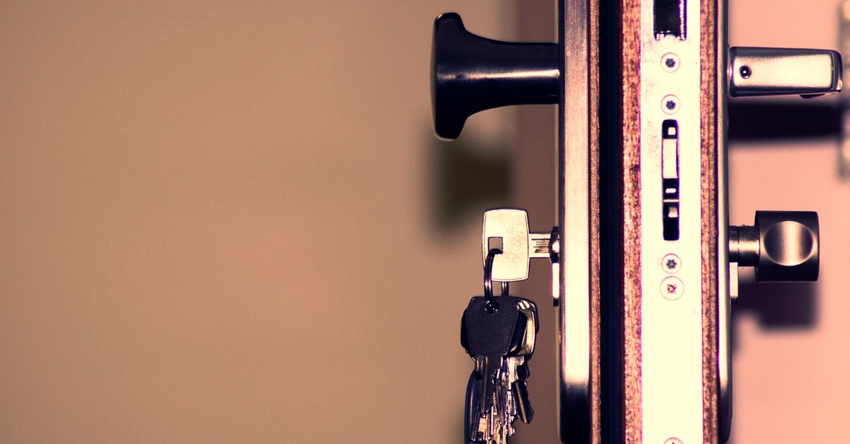 How to Spot and Avoid Locksmith Scams in New York City — 11th Ave Locksmith NYC